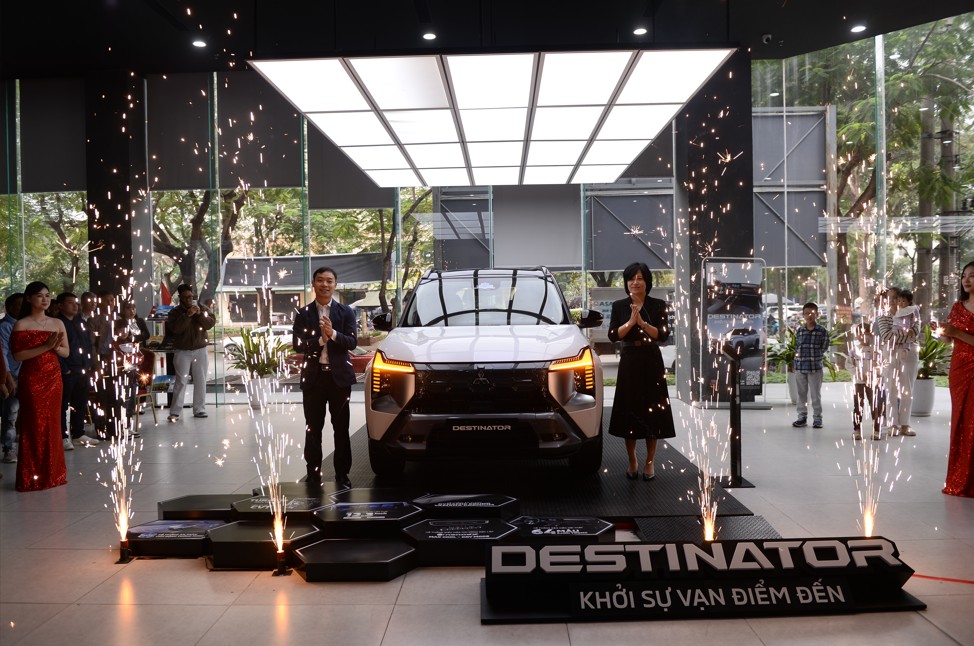 LỜI CÁM ƠN QUÝ KHÁCH HÀNG ĐÃ THAM DỰ LỄ RA MẮT MITSUBISHI DESTINATOR TẠI MITSUBISHI VIỆT HỒNG NGÀY 06/12/2025